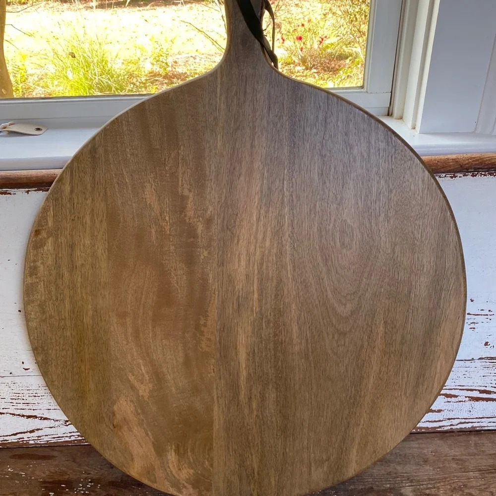 NWT Anthropologie Wooden Oversized Round Cheese Cutting Board - Picture 5 of 7